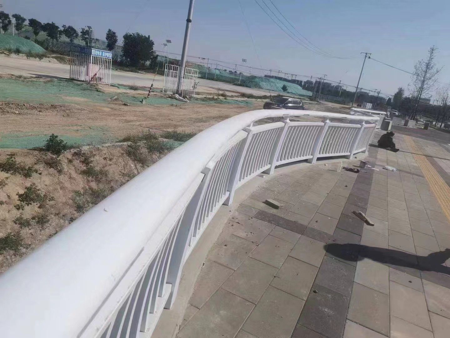 鋁合金護(hù)欄