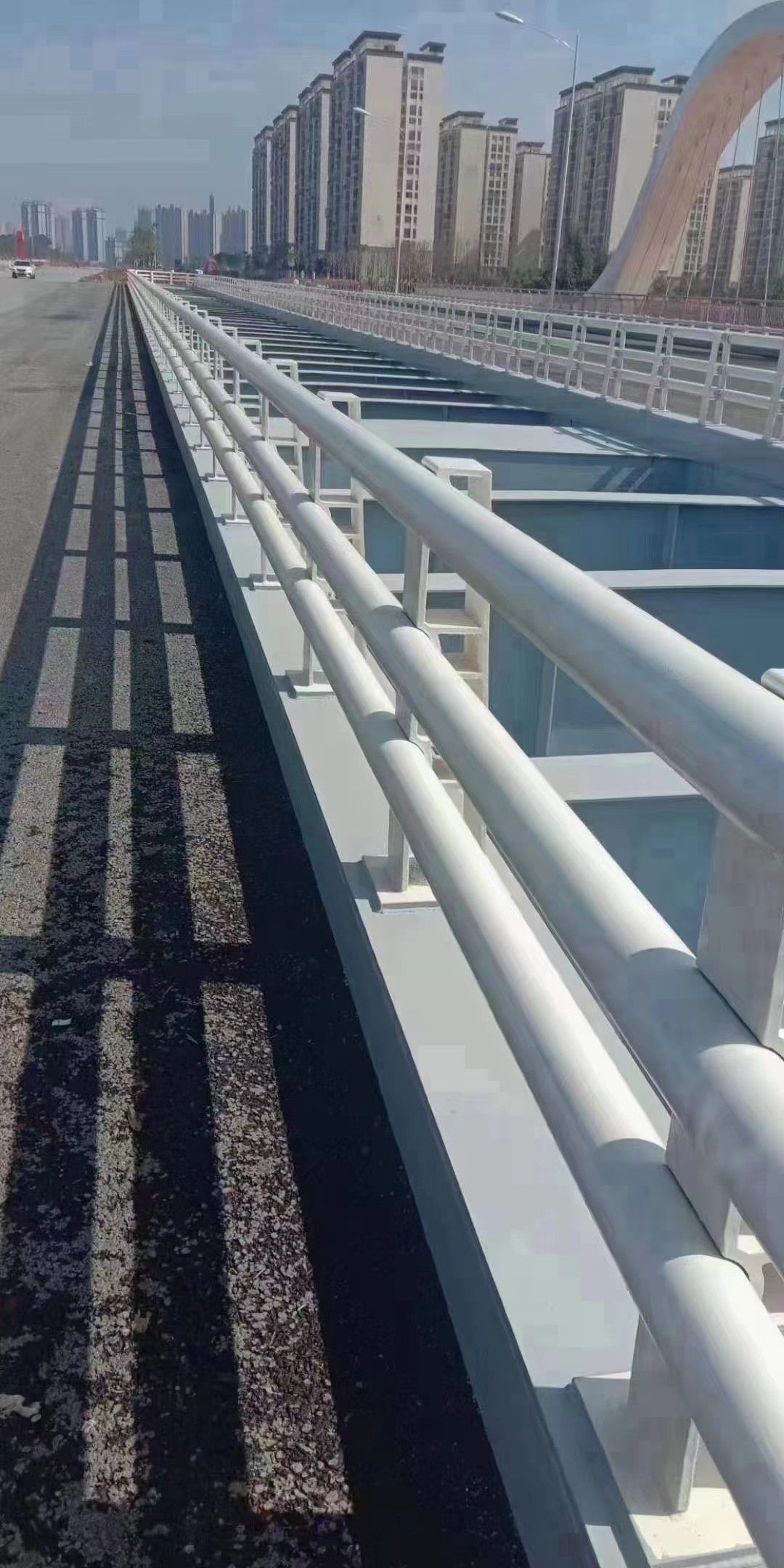 鋁合金護(hù)欄